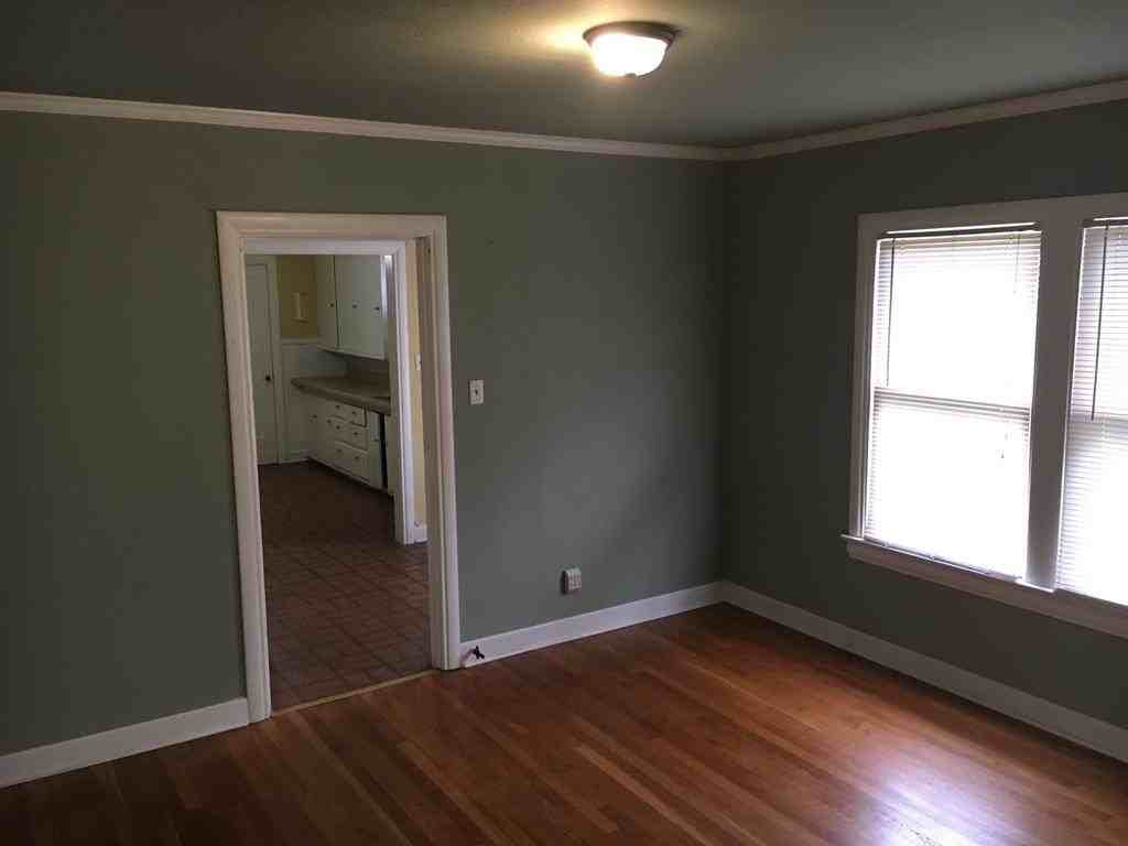 742 Mulberry St - Photo 3 of 16