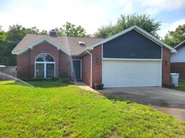 featured image of 2225 Prytania Cir