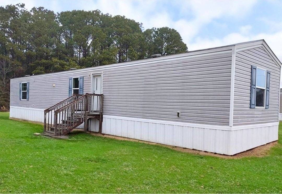 1707 Hazel St - Photo 2 of 10