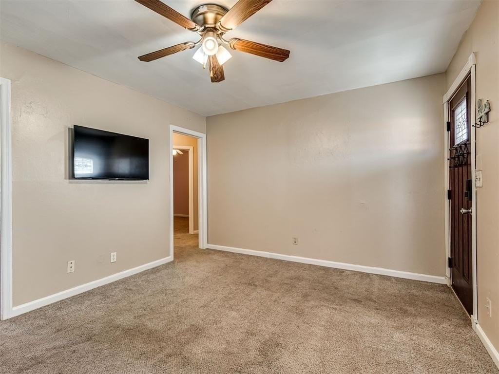 211 W Dale St - Photo 7 of 24