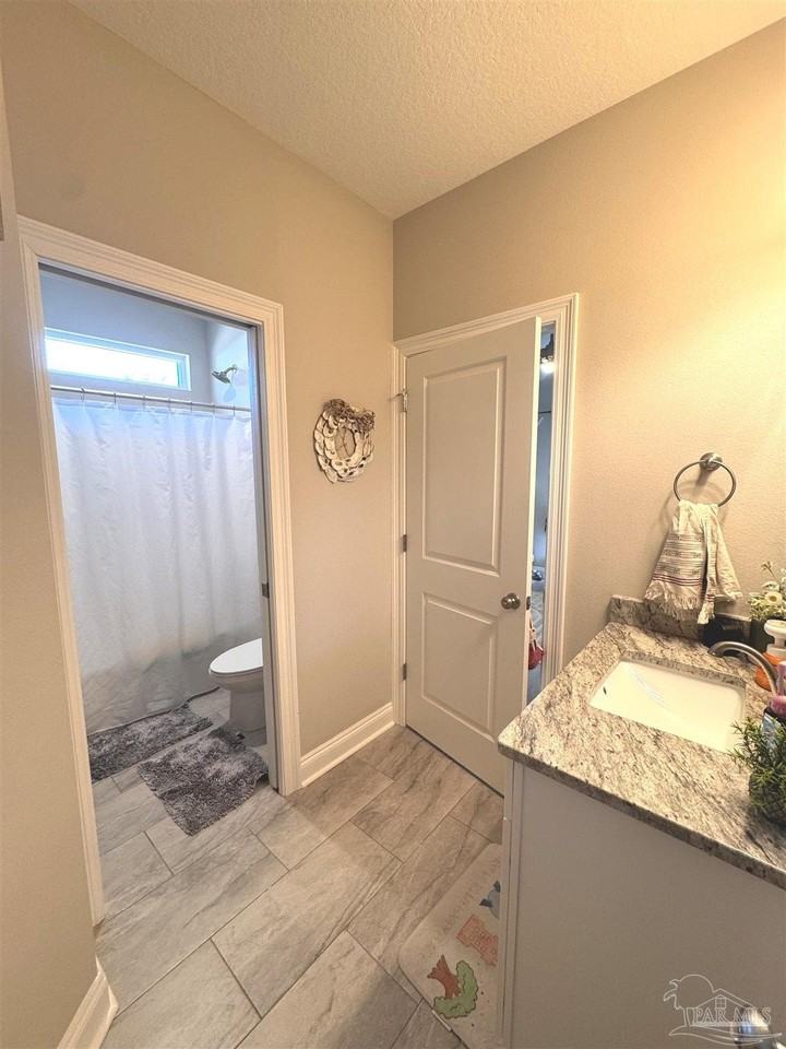 5596 Kailey Rd - Photo 5 of 19