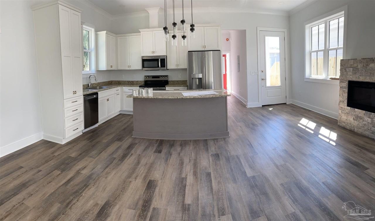 605 S N St - Photo 3 of 9