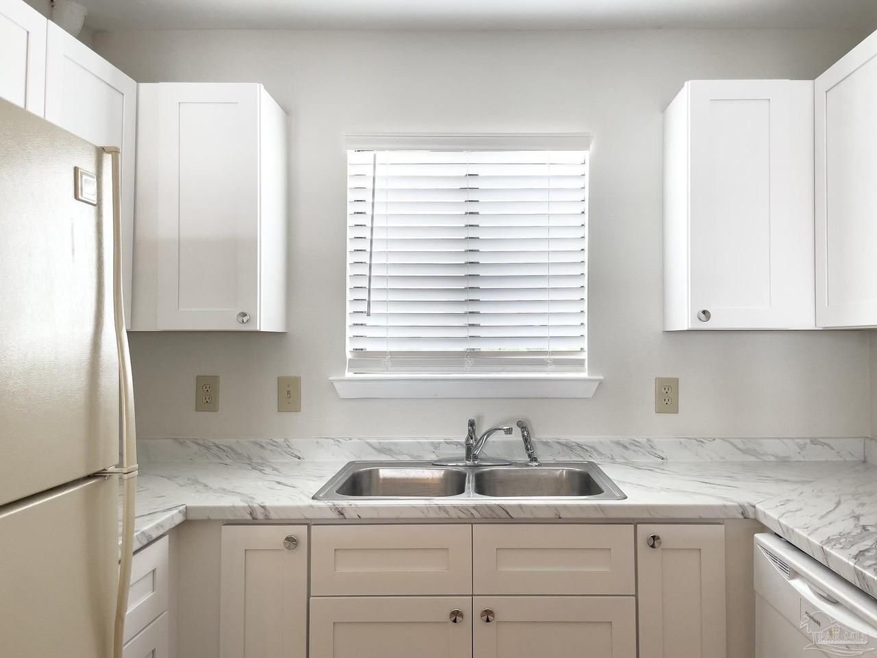 14100 River Rd Unit 331 #331 - Photo 2 of 35