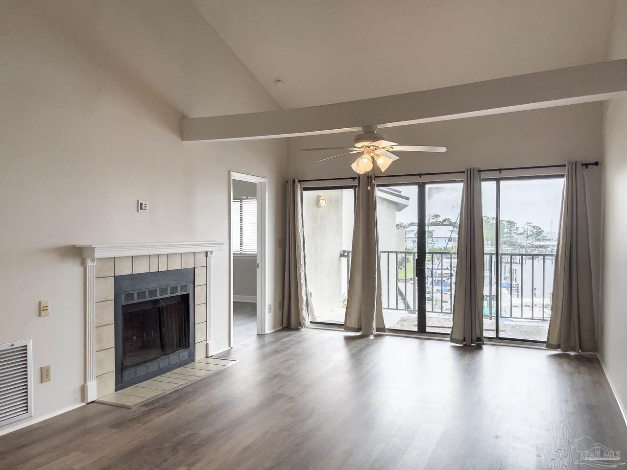 14100 River Rd Unit 331 #331 - Photo 4 of 35