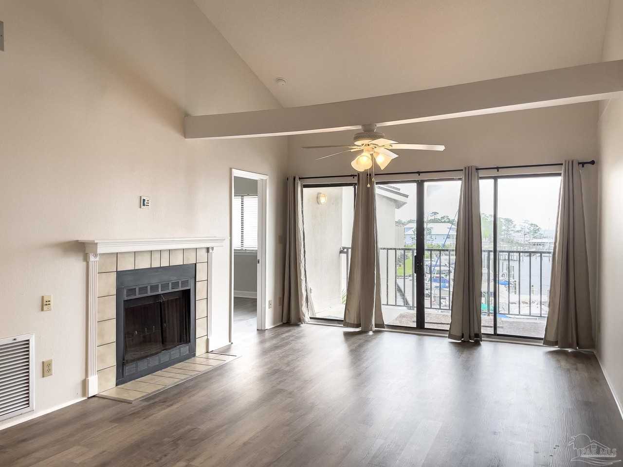 14100 River Rd Unit 331 #331 - Photo 5 of 35