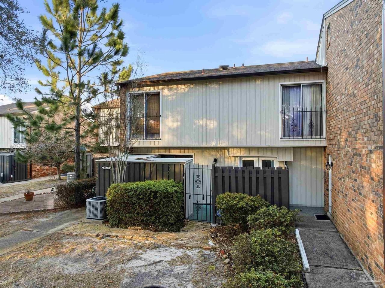 4822 Huron Dr - Photo 2 of 47