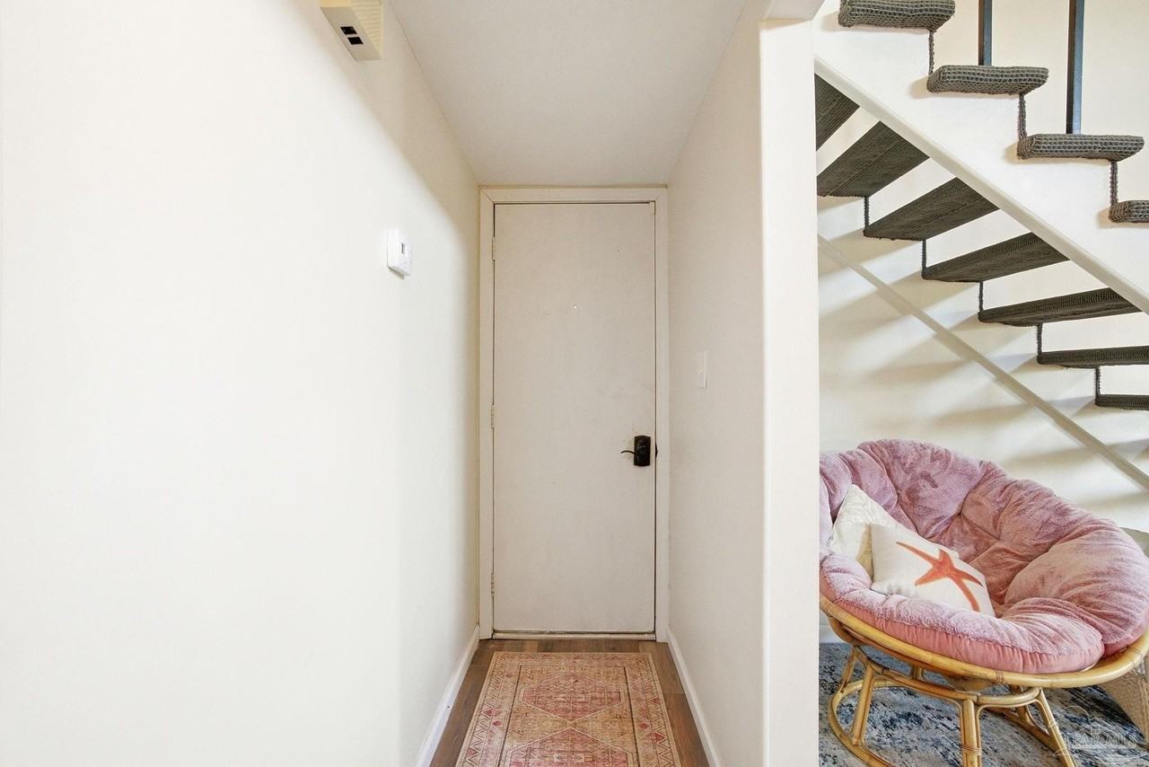 4822 Huron Dr - Photo 4 of 47