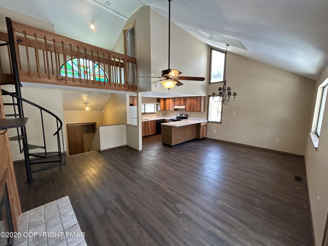 160 Stream Ct - Photo 2 of 11