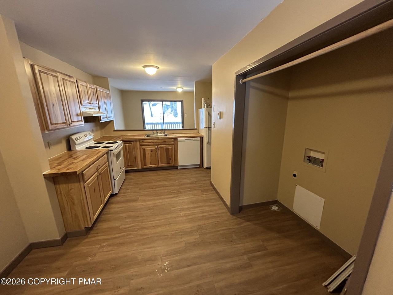 234 Sedburgh Ct - Photo 2 of 16