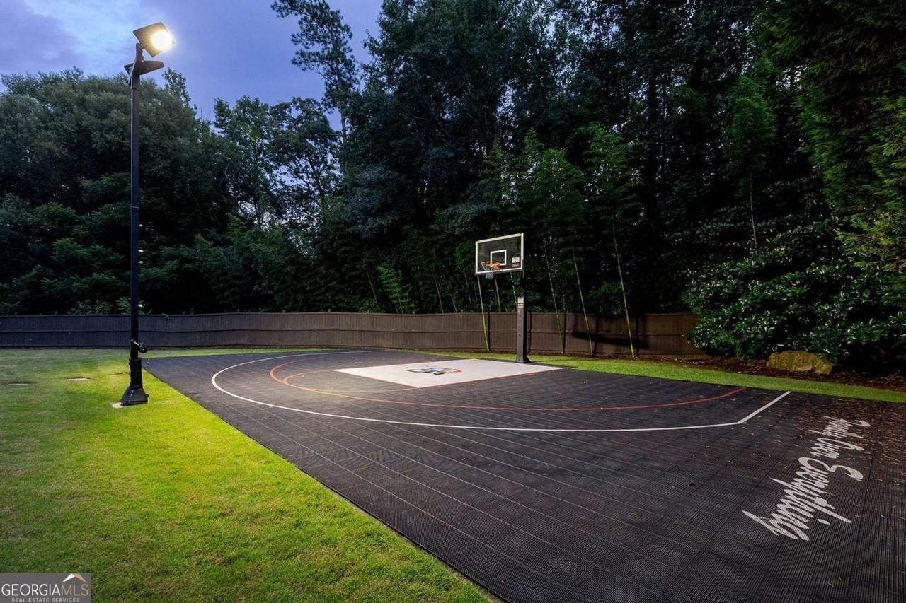 11140 W Road - Photo 4 of 50