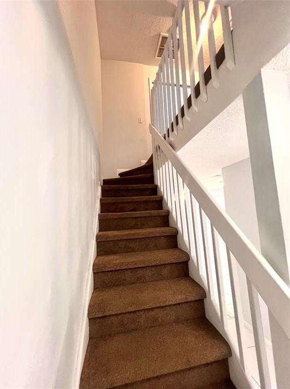 4145 Ne 21st Ter - Photo 5 of 8