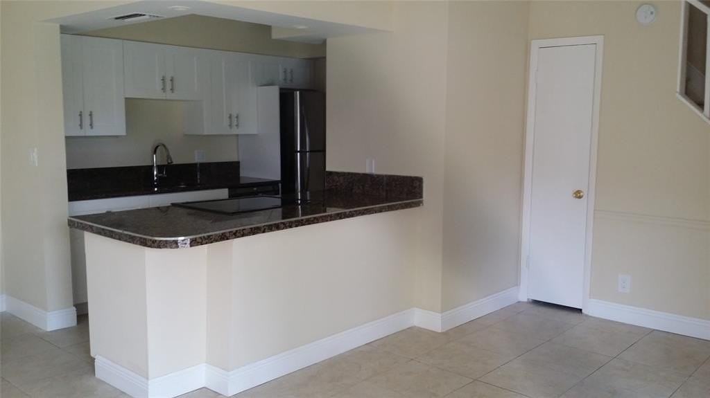 8877 Nw 28th Dr #3 - Photo 4 of 28