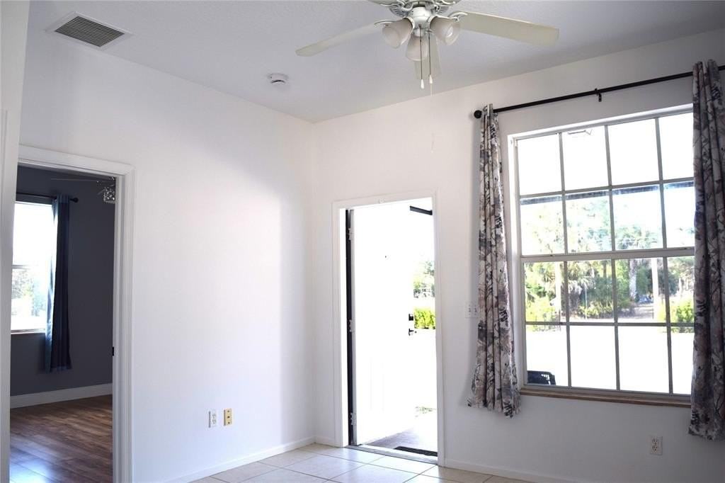 18220 90th St N - Photo 7 of 19