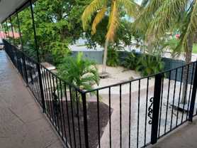 600 Ne 46th Ct #4 - Photo 1 of 1