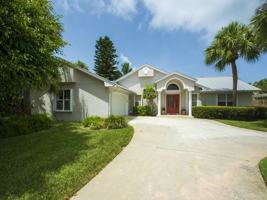 featured image of 1340 White Heron Ln