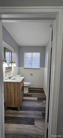 3319 Iroquois Ave - Photo 6 of 14