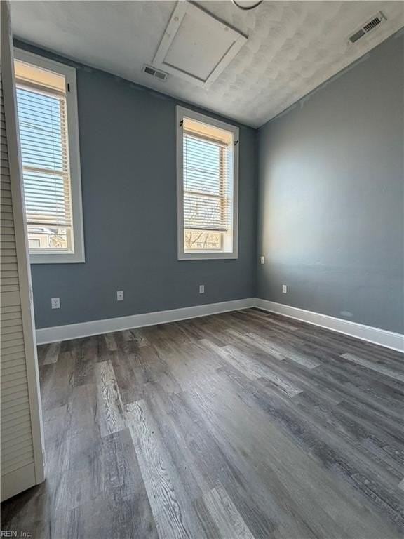 448 Green St - Photo 6 of 20