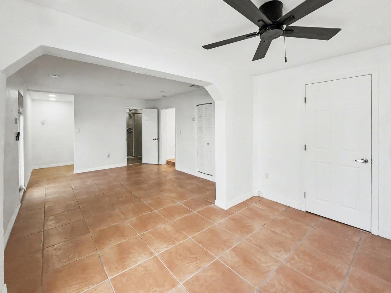 5181 Nw 4th Ter - Photo 7 of 20