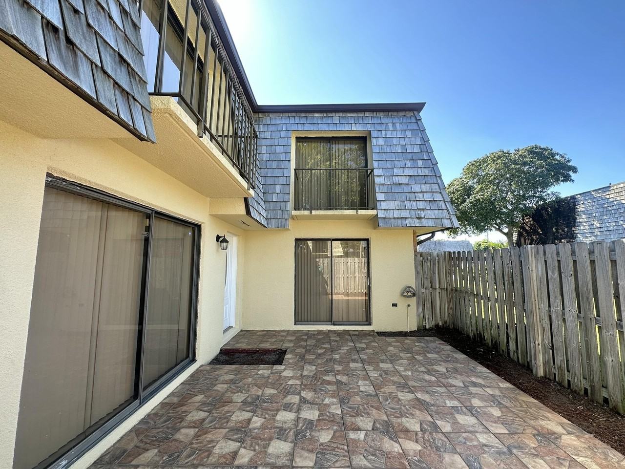 208 Lake Arbor Dr - Photo 4 of 24