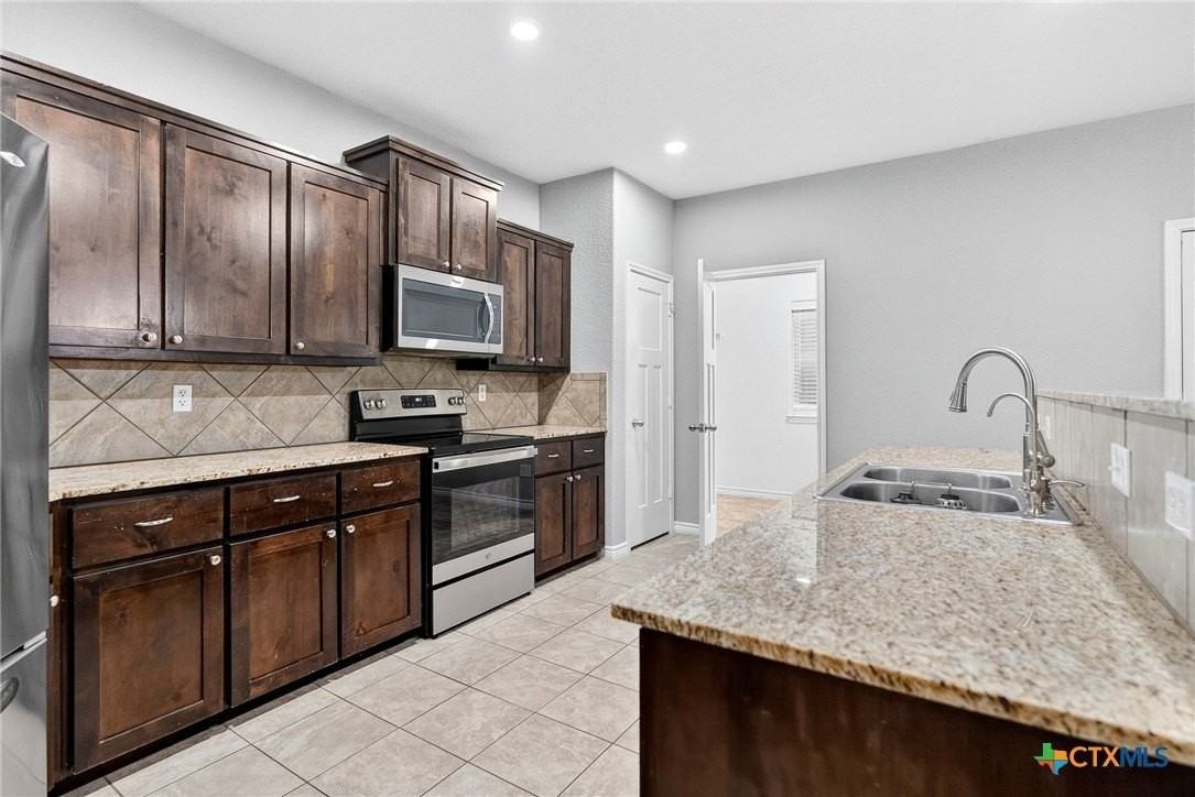 7002 Spirit Of The West Dr - Photo 7 of 13