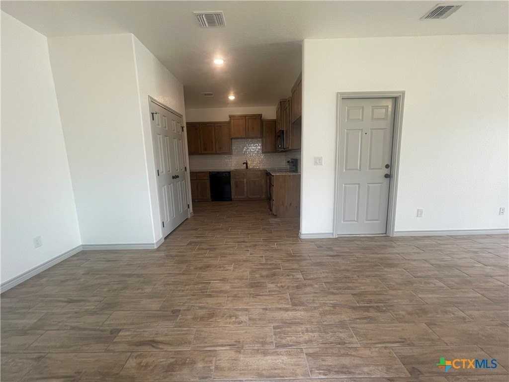 2408 Duntov Dr Unit B #B - Photo 7 of 42