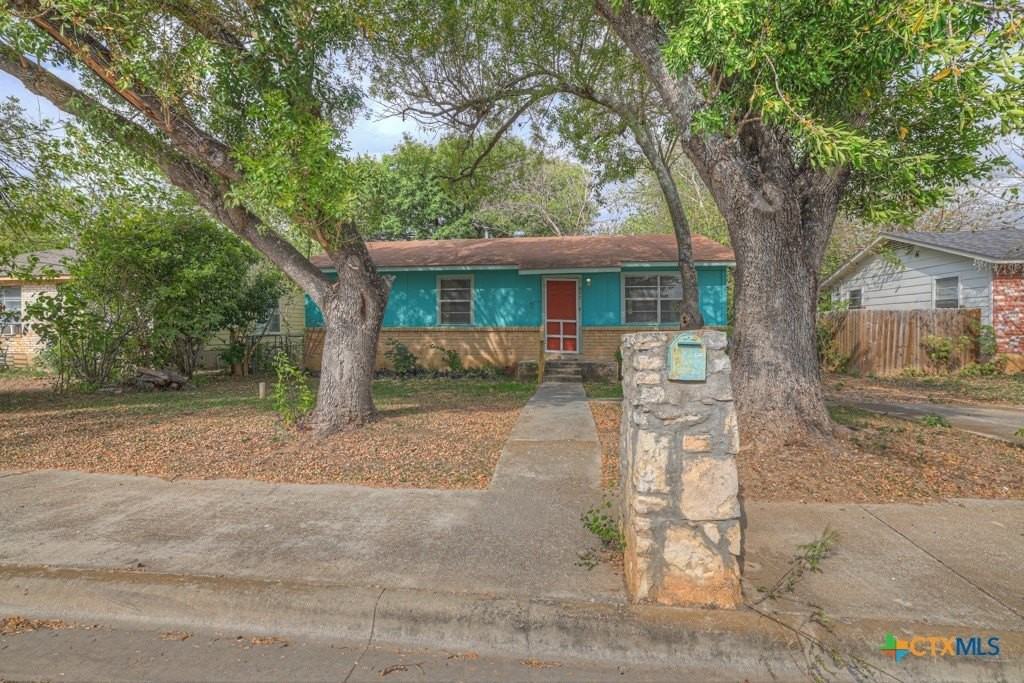 807 Sturgeon St - Photo 2 of 23