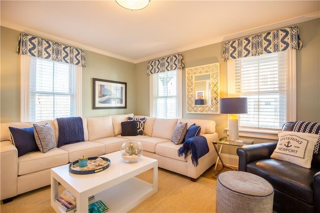 21 Lee Ave - Photo 5 of 42