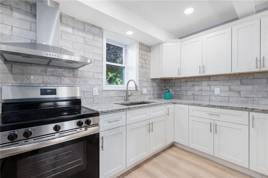 152 Tuckerman Ave Apt 10 #10 - Photo 3 of 21