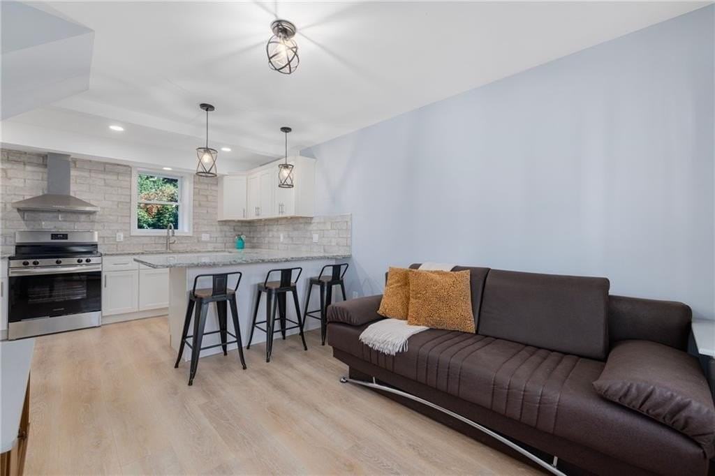 152 Tuckerman Ave Apt 10 #10 - Photo 7 of 21