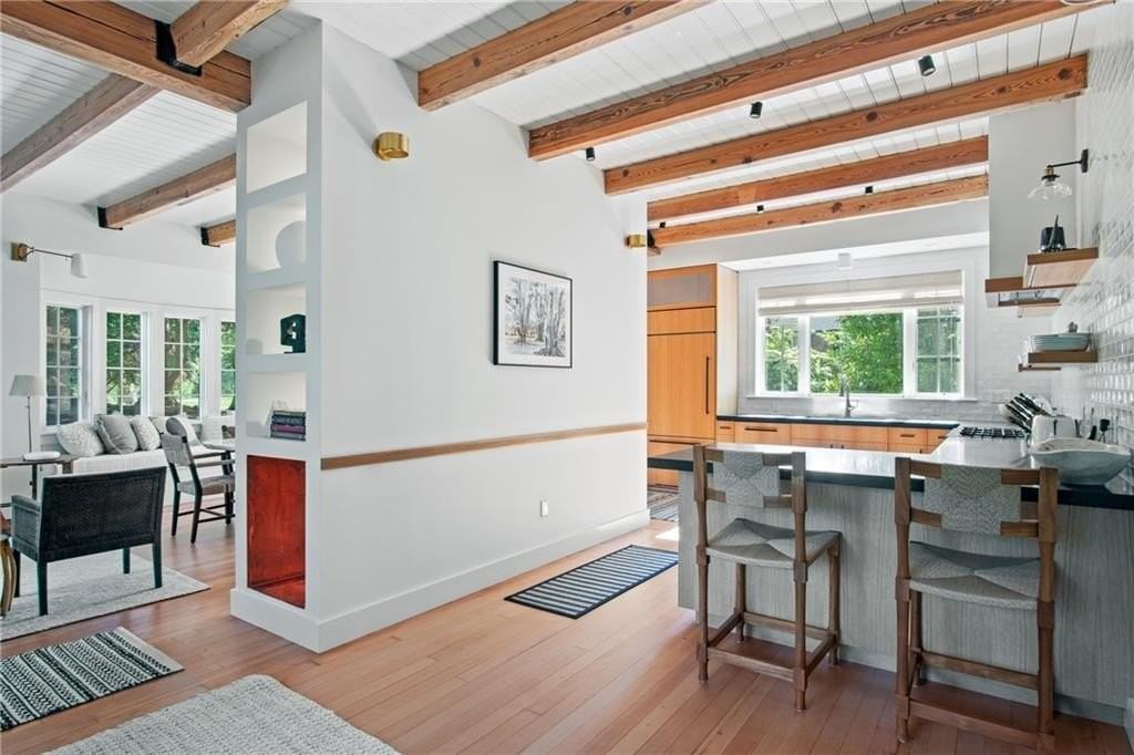 50 Cliff Ave - Photo 4 of 32