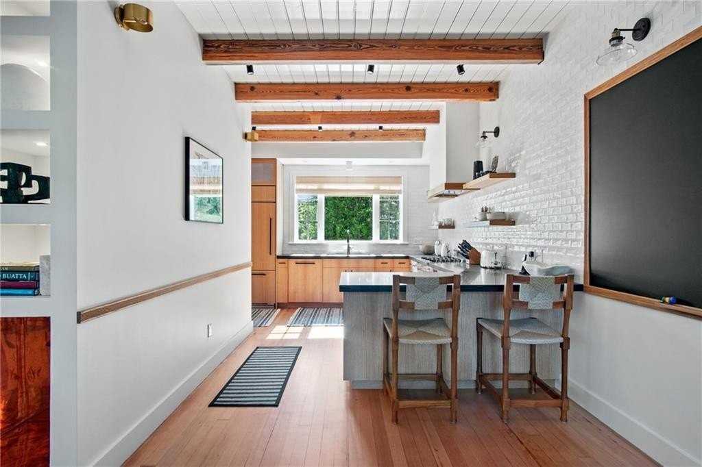 50 Cliff Ave - Photo 5 of 32