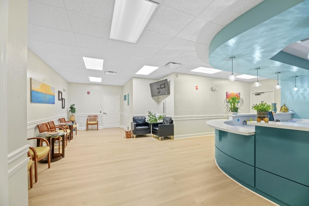 3606 Maclay Blvd S - Photo 2 of 20