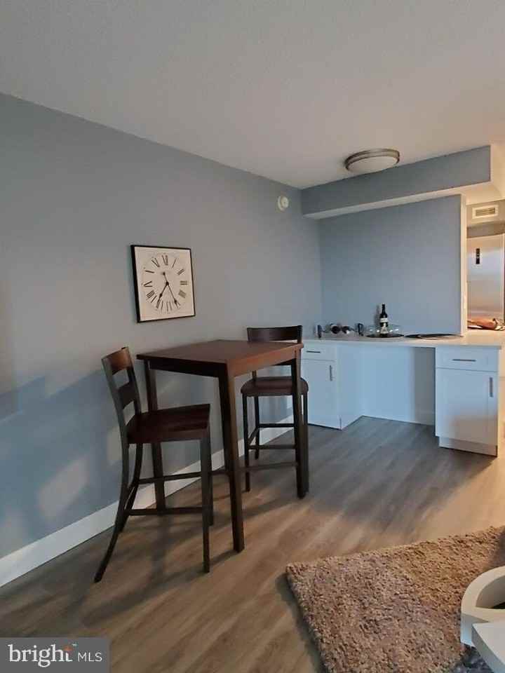 240 M St Sw #E612 - Photo 7 of 17