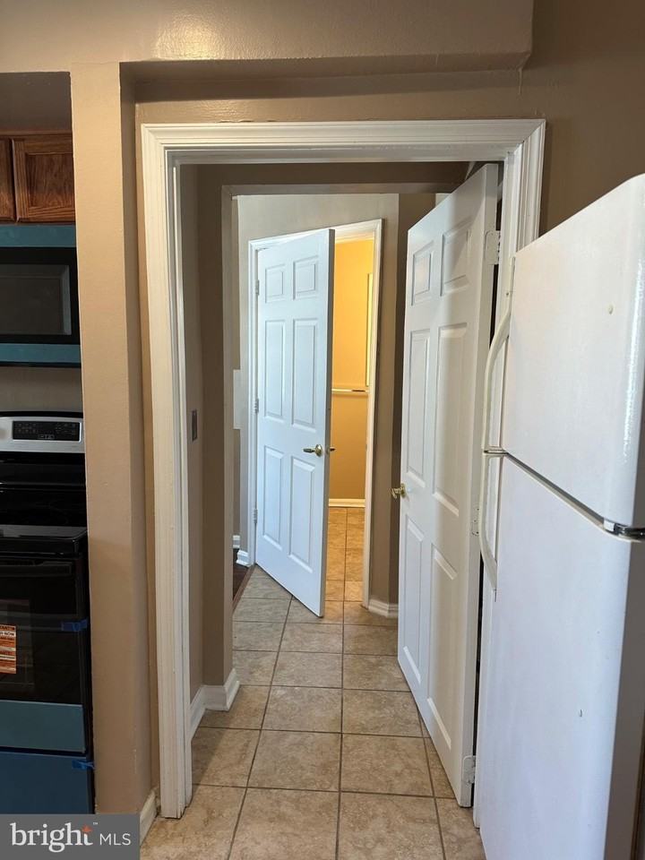 1449 Olive St Ne Apt 4 #4 - Photo 7 of 19