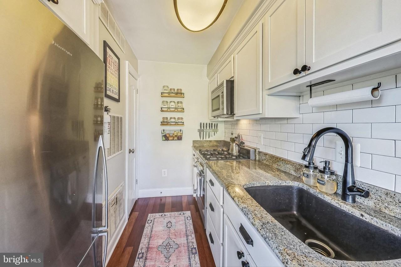 2004 3rd St Ne Apt 204 #204 - Photo 5 of 18