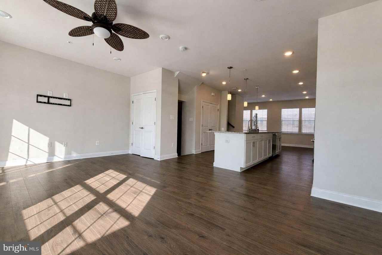 7585 Marston Way - Photo 7 of 28