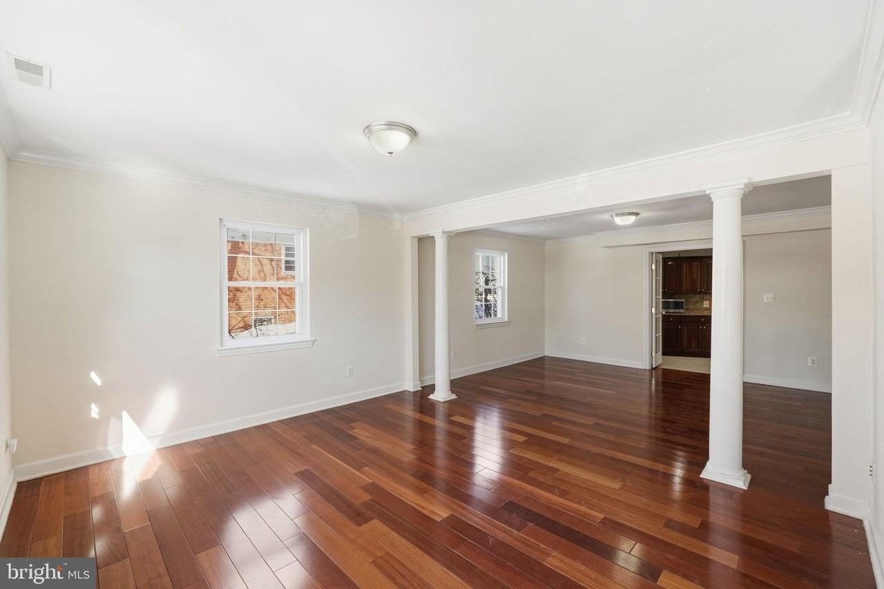 5205 Brookeway Dr - Photo 4 of 48