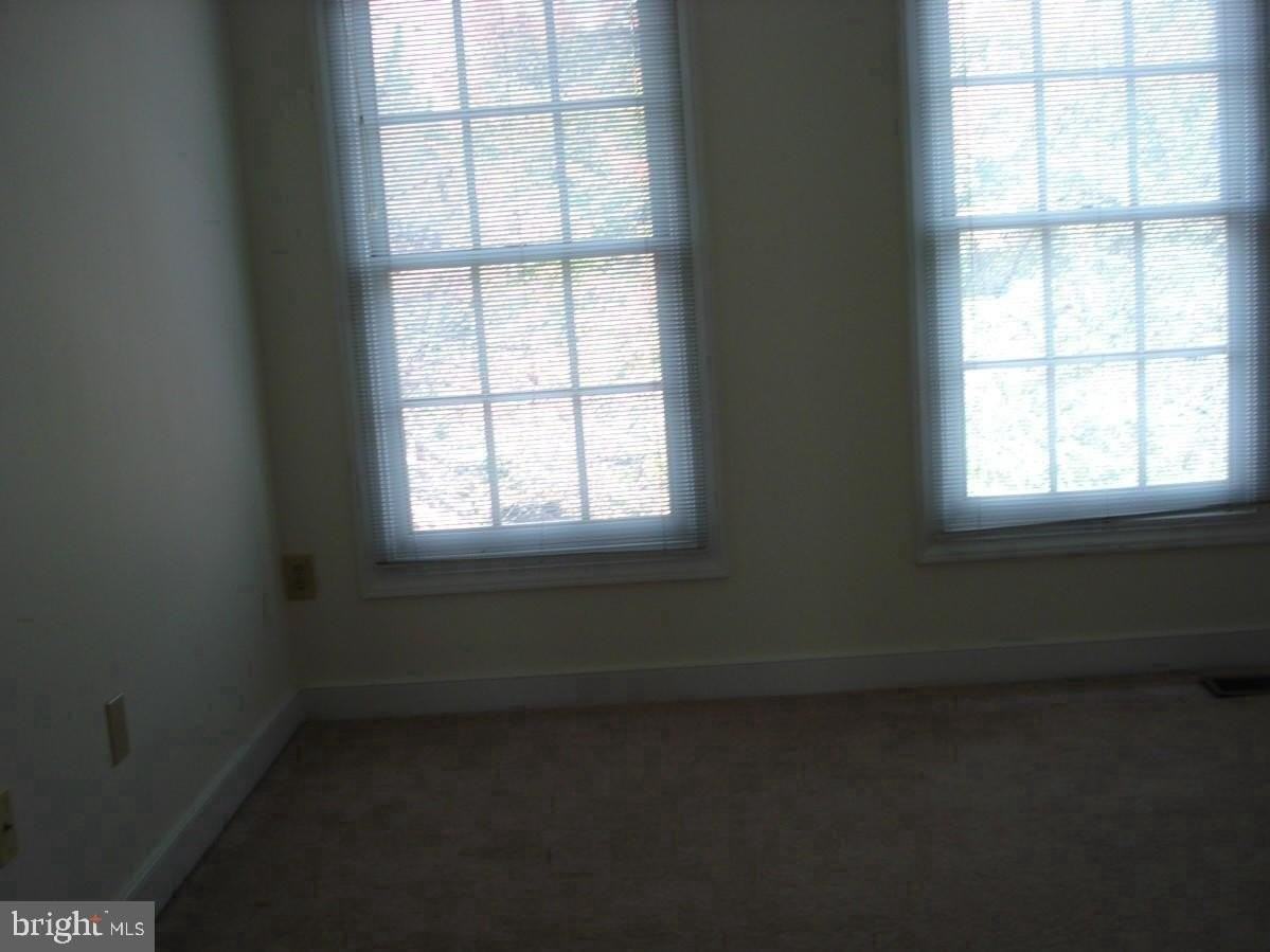 15734 Cherry Blossom Ln - Photo 6 of 11