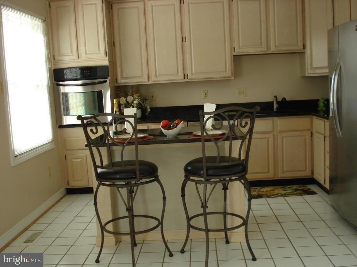 15734 Cherry Blossom Ln - Photo 7 of 11