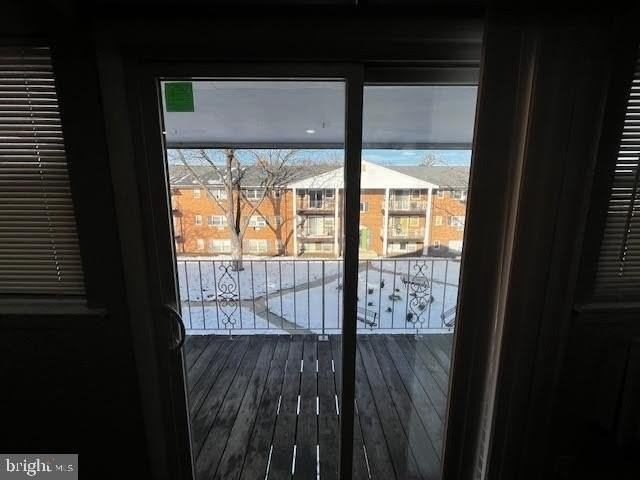 91 Oak St Unit C61 #C61 - Photo 4 of 10