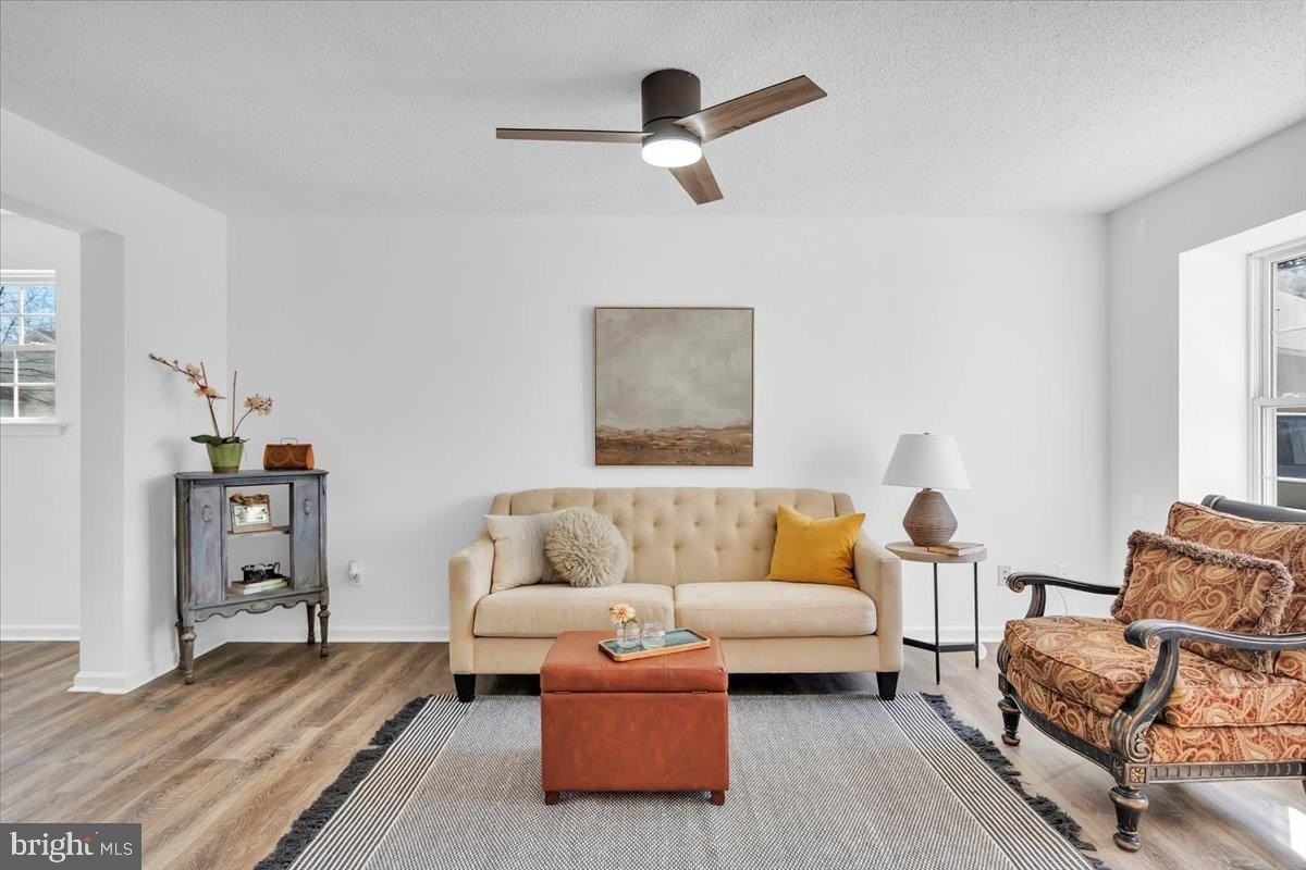 2524 Andria Ct - Photo 3 of 19