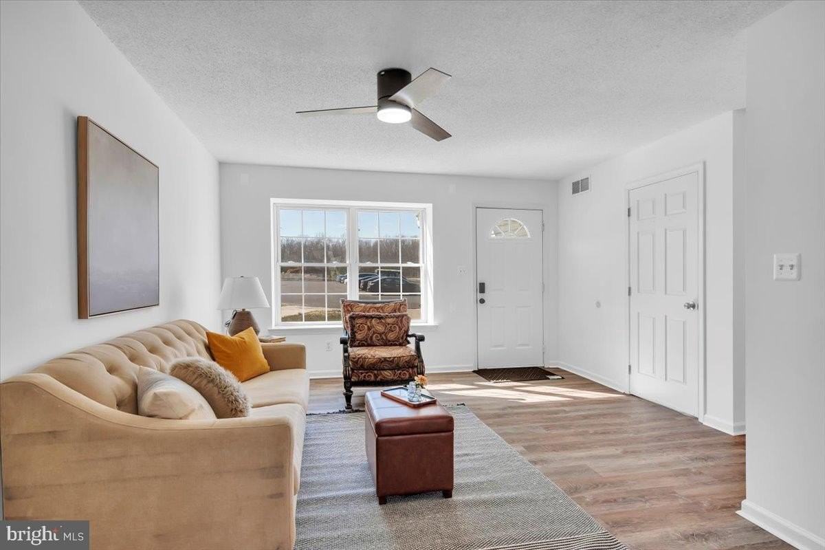 2524 Andria Ct - Photo 5 of 19