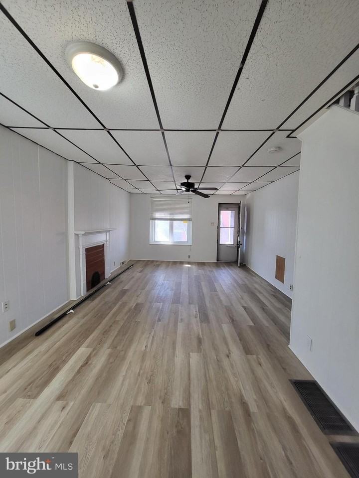 401 N 12th St - Photo 4 of 20