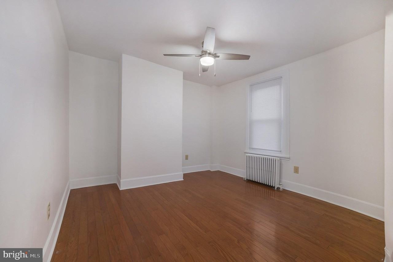 406 E Hector St - Photo 6 of 11