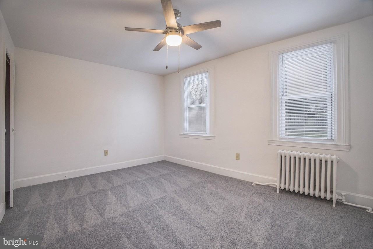 406 E Hector St - Photo 7 of 11