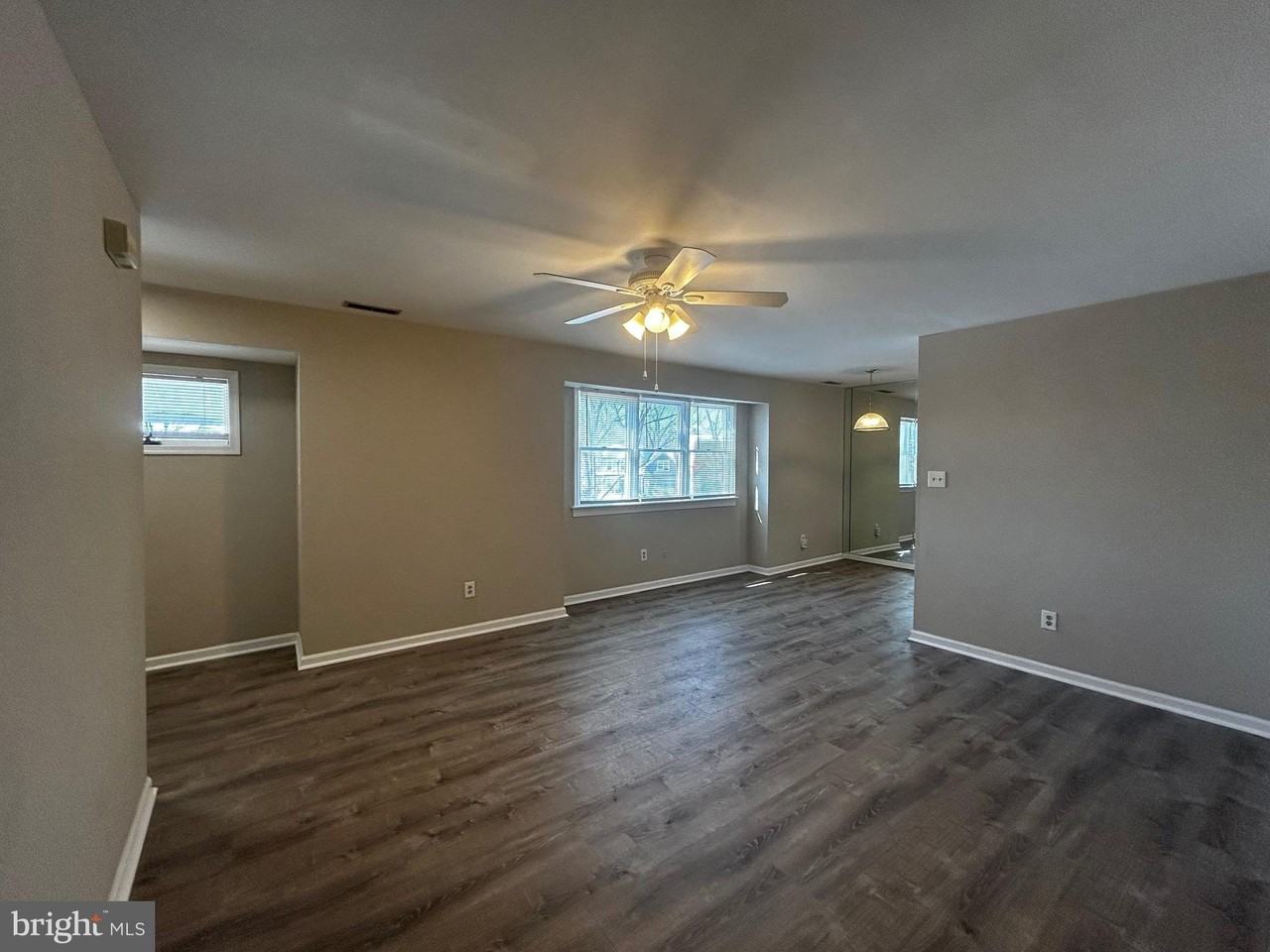 478 E Main St Apt 3 #3 - Photo 6 of 12