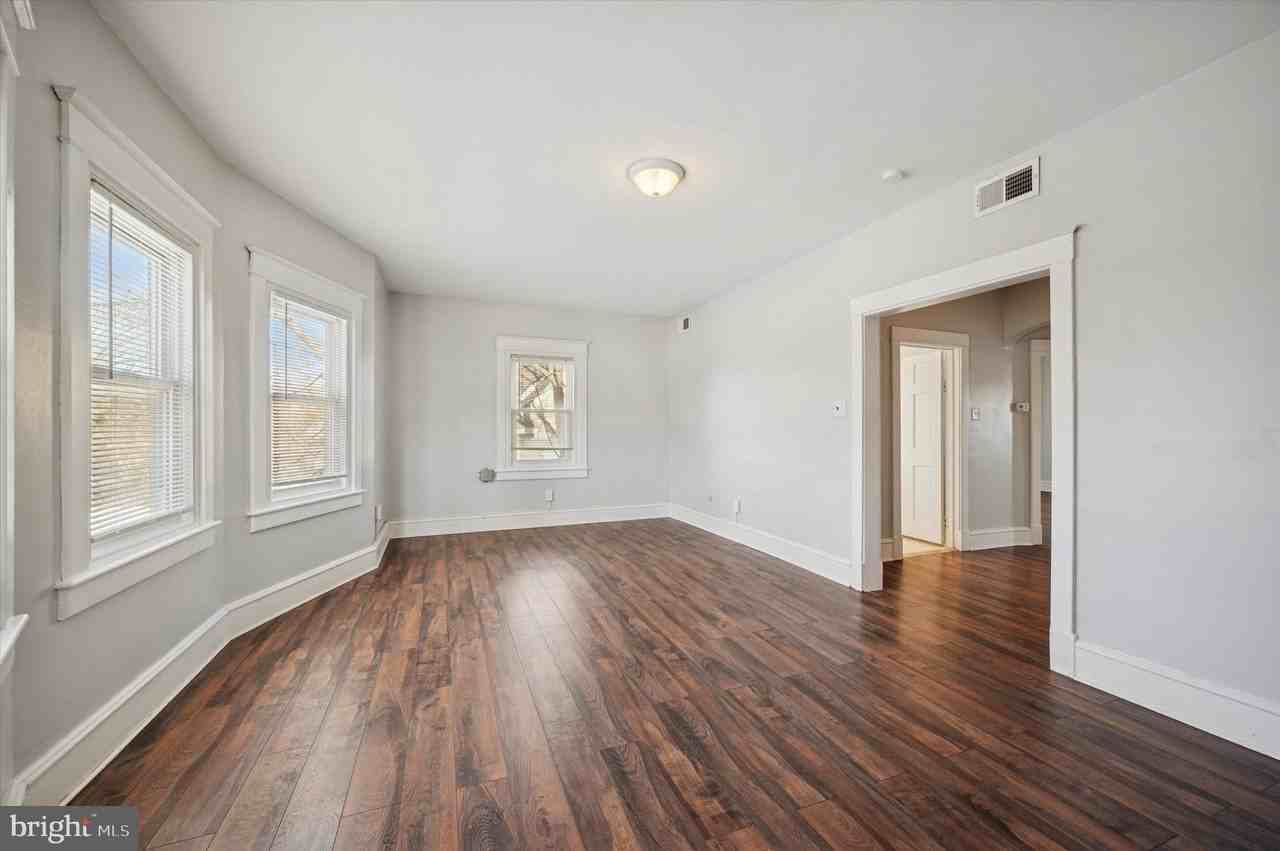 1609 Upland Ave Unit 2 #2 - Photo 4 of 12