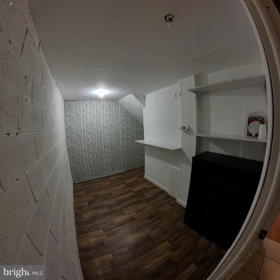 2620 Taunton St - Photo 3 of 21