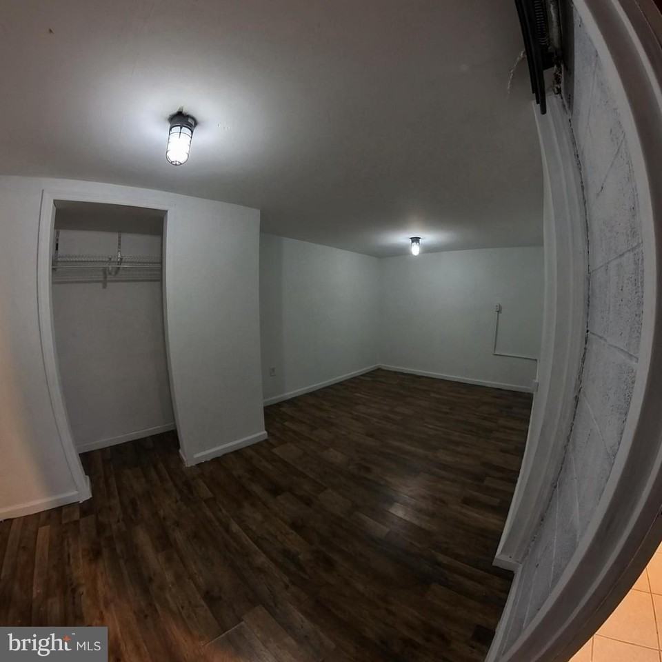 2620 Taunton St - Photo 4 of 21