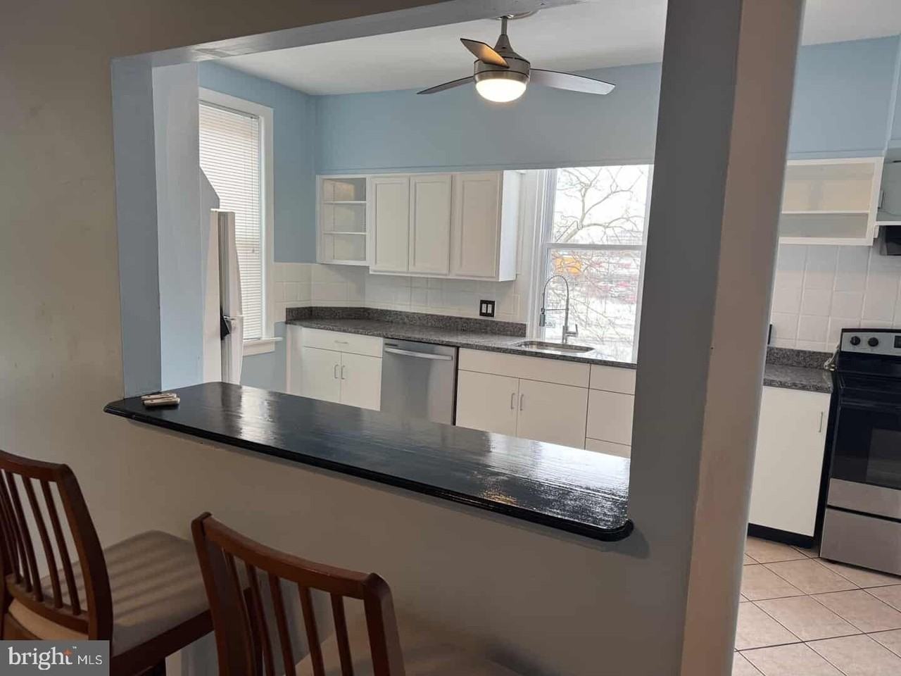 4073 Ford Rd - Photo 6 of 18